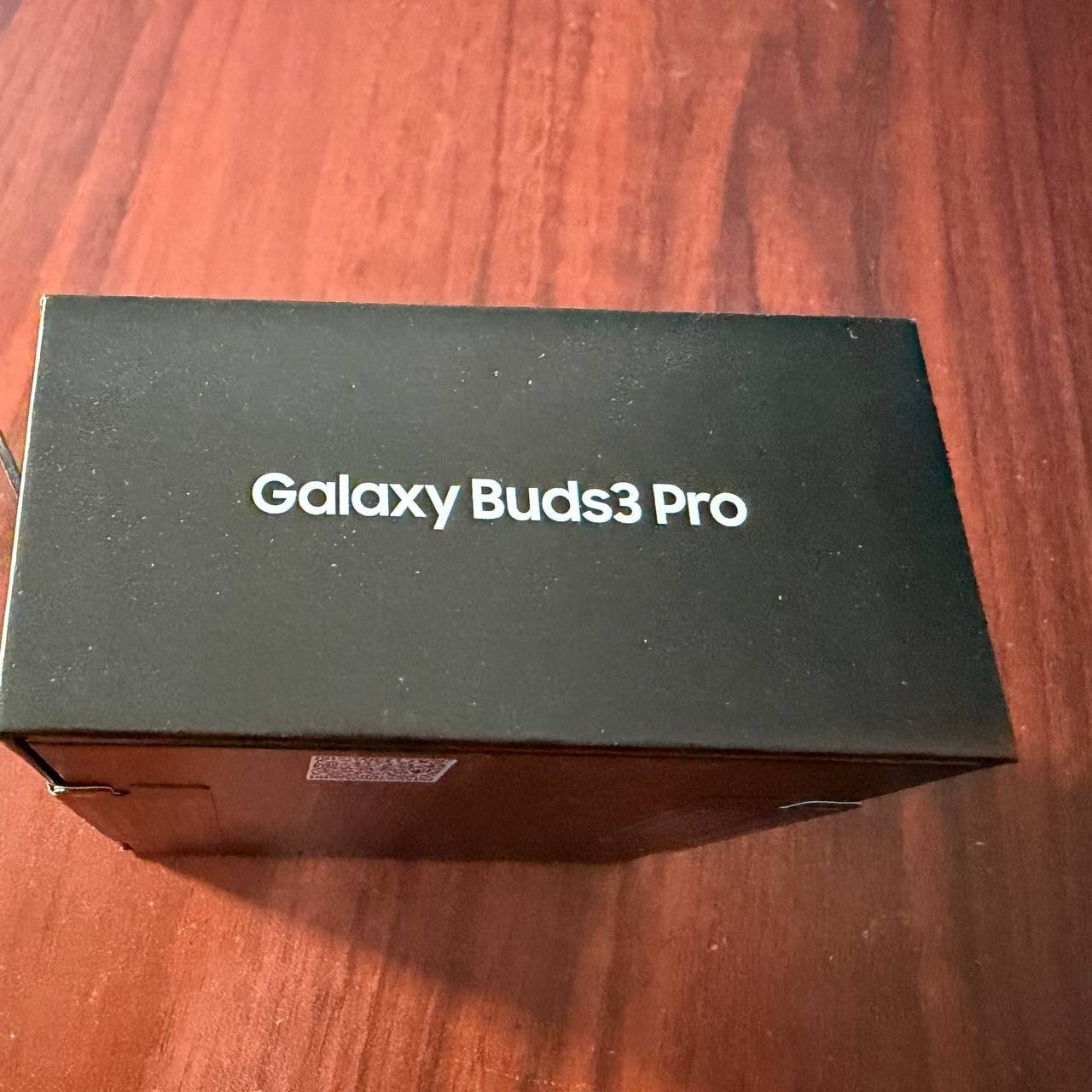 New Sealed - Samsung Galaxy Buds3 PRO In-Ear Noise Cancelling True Wireless