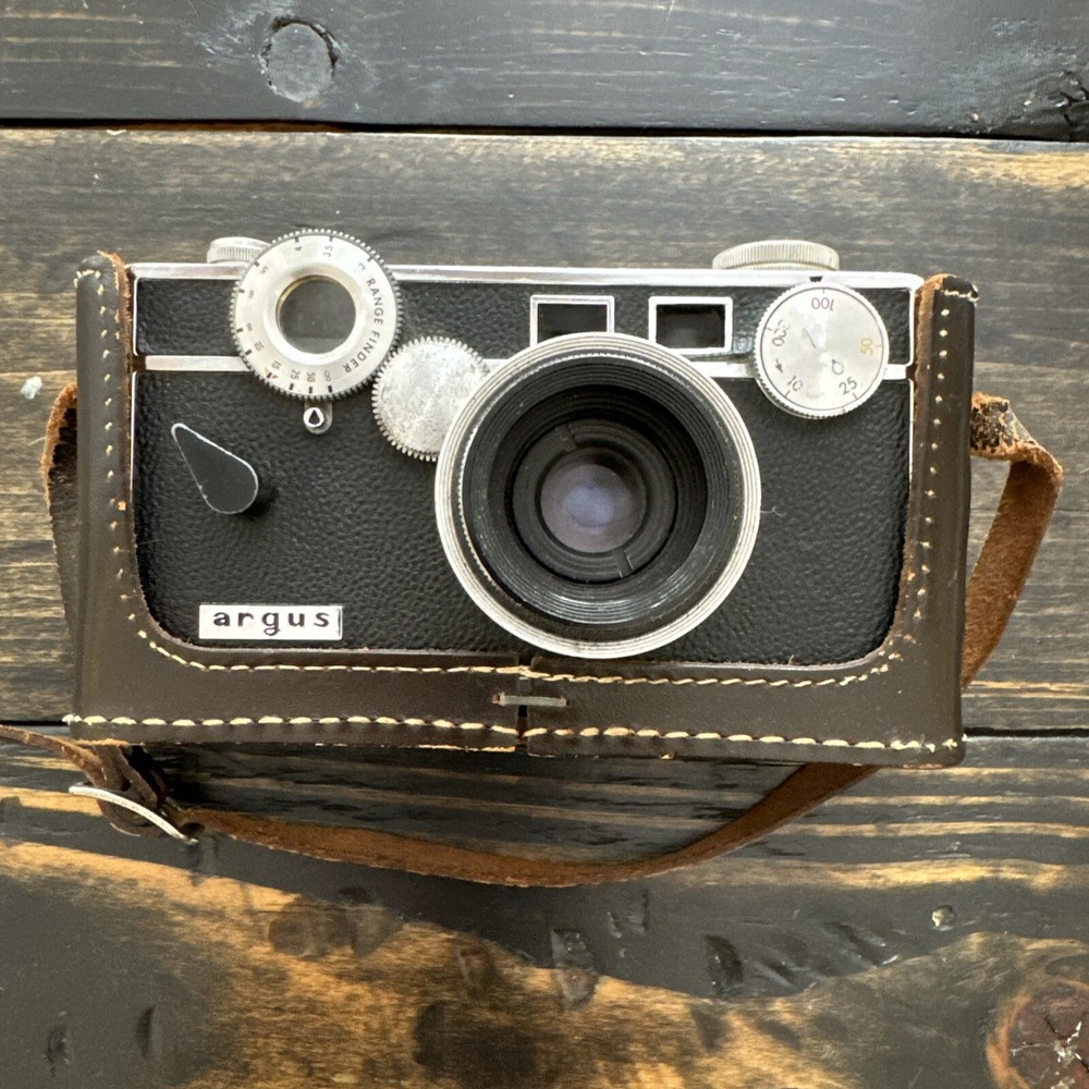 Argus Rangefinder 35mm Camera, The Brick, WORKING.