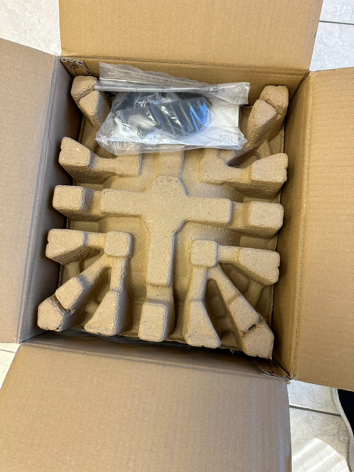 AIPER Cordless Robotic Automatic Pool Cleaner Vacuum,5000 mAh Rechargeable USED