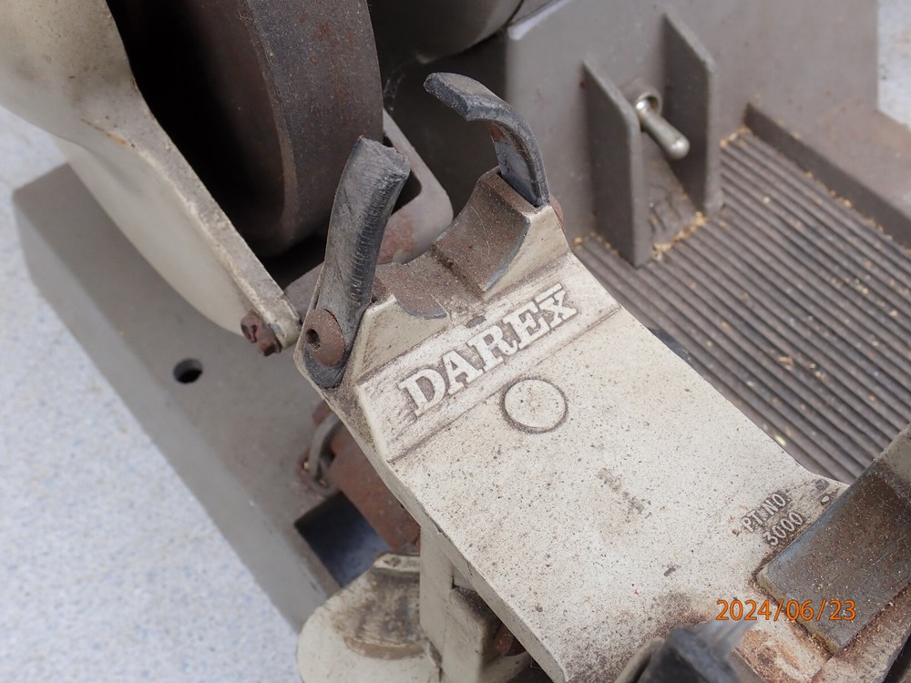 DAREX M5 DRILL BIT SHARPENER BASE UNIT W/ SETTING FIXTURE LIGHT NEEDS BANDS AND