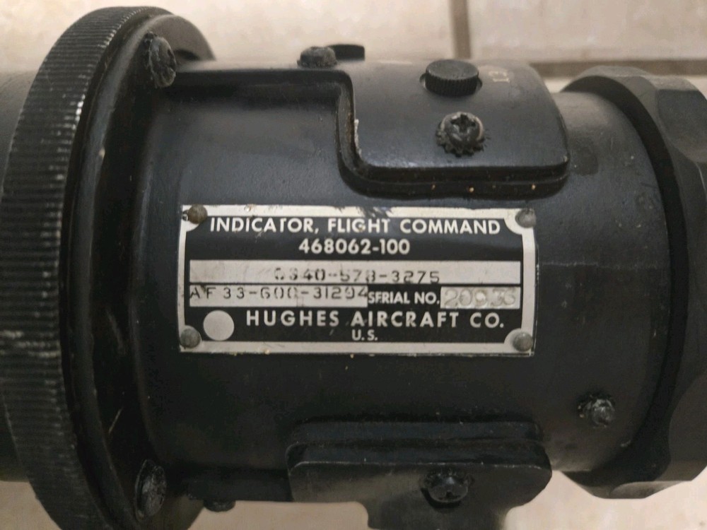 Hughes Aircraft Flight Command Indicator 468062-100