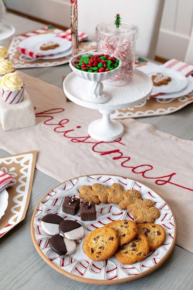 Mud Pie Home Gingerbread Man Shape Candy Cane Stacked Serving Platter Set