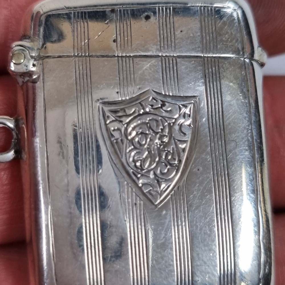 Antique Solid Silver Vesta Case 3.8cm High Birmingham 1911 Robert Pringle