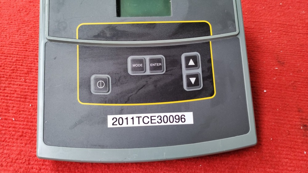 P:VT9 YSI 3100 Conductivity Instrument