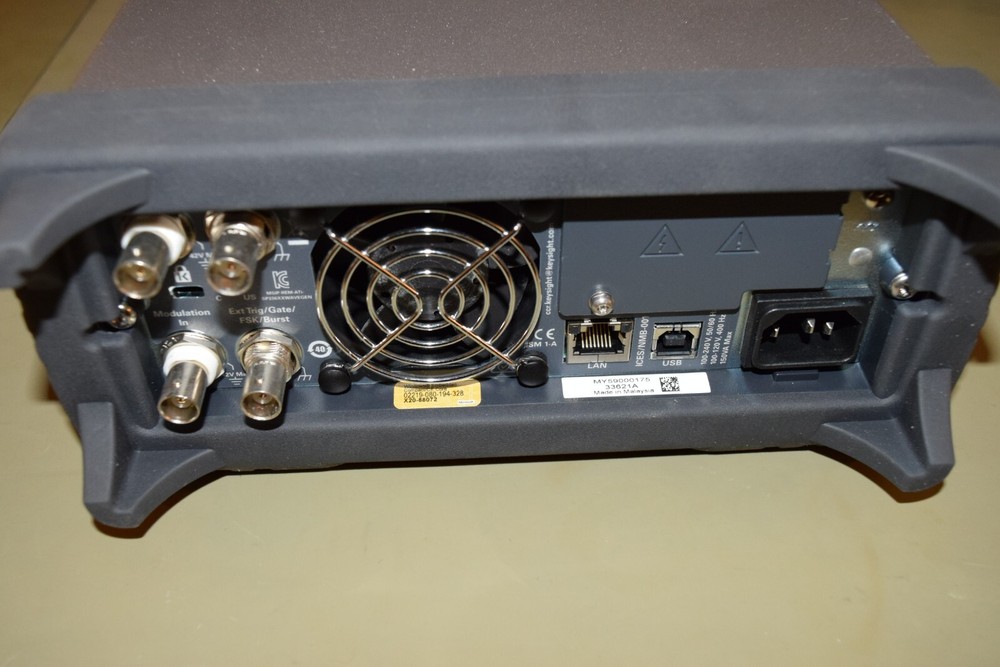 Keysight Agilent 33621A 120Mhz 1GS/s 14bit Arbitrary Waveform Function Generator