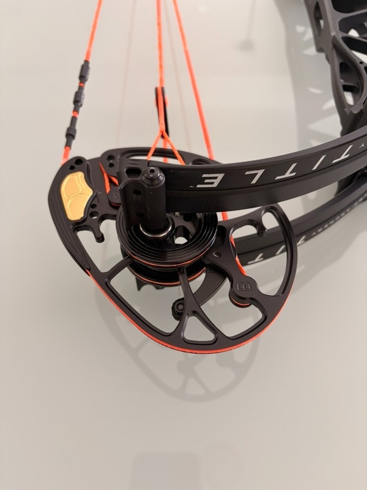 mathews title 40 compound bow