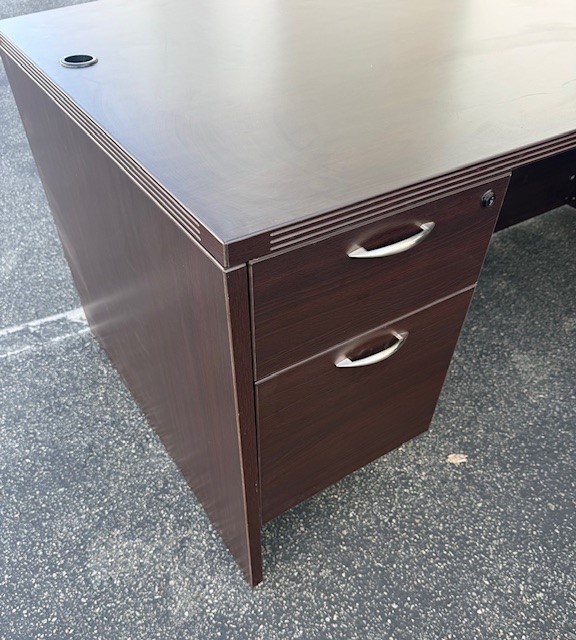 Executive L shape office desk