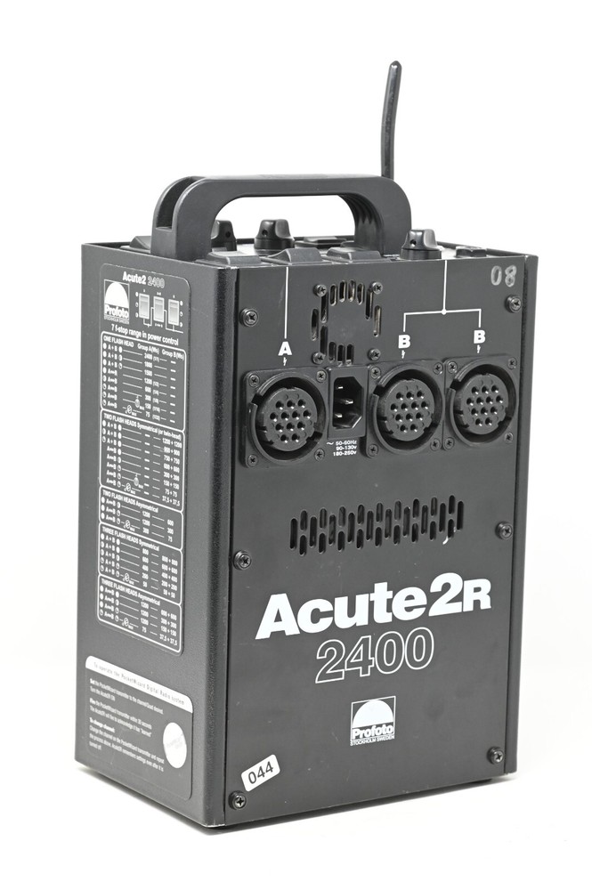 Profoto Acute 2R 2400 Power Pack (044)