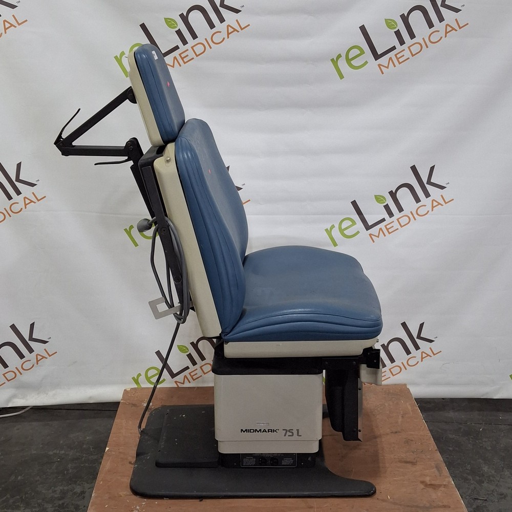 Midmark 75L Exam Chair