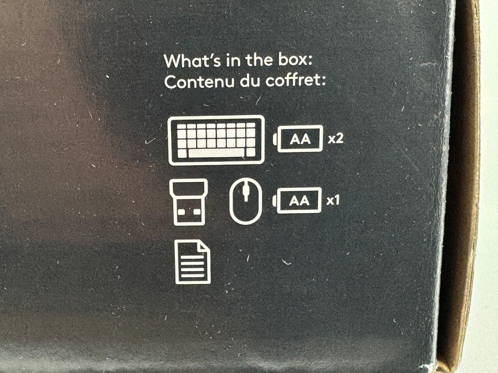 Logitech MK520 Wireless Keyboard & Mouse Combo PC MAC Secure 2.4GHz Connectivity