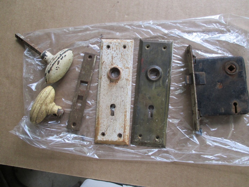 Vtg Door Latch Lock Set Knobs Backplates Antique