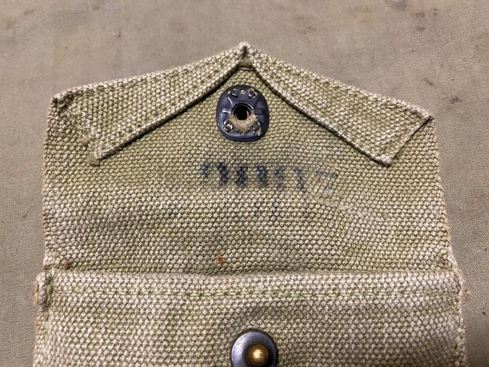 ORIGINAL WWII US ARMY INFANTRY M1942 FIRST AID CARLISLE BANDAGE CARRY BELT POUCH