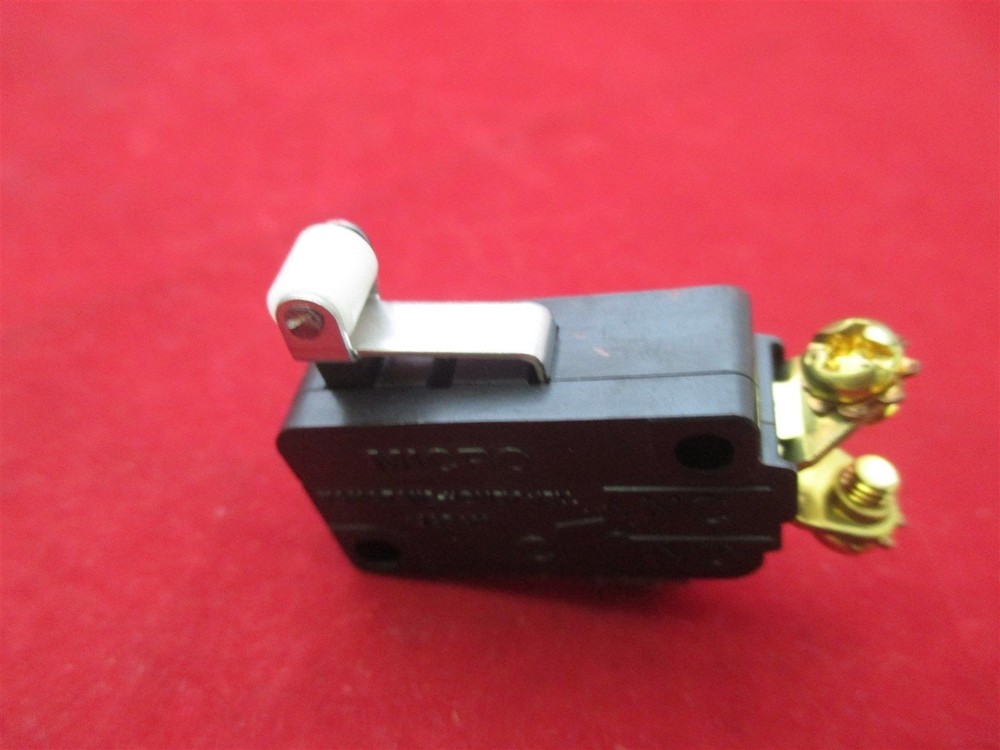 Komatsu Limit Switch 965-95-16-143