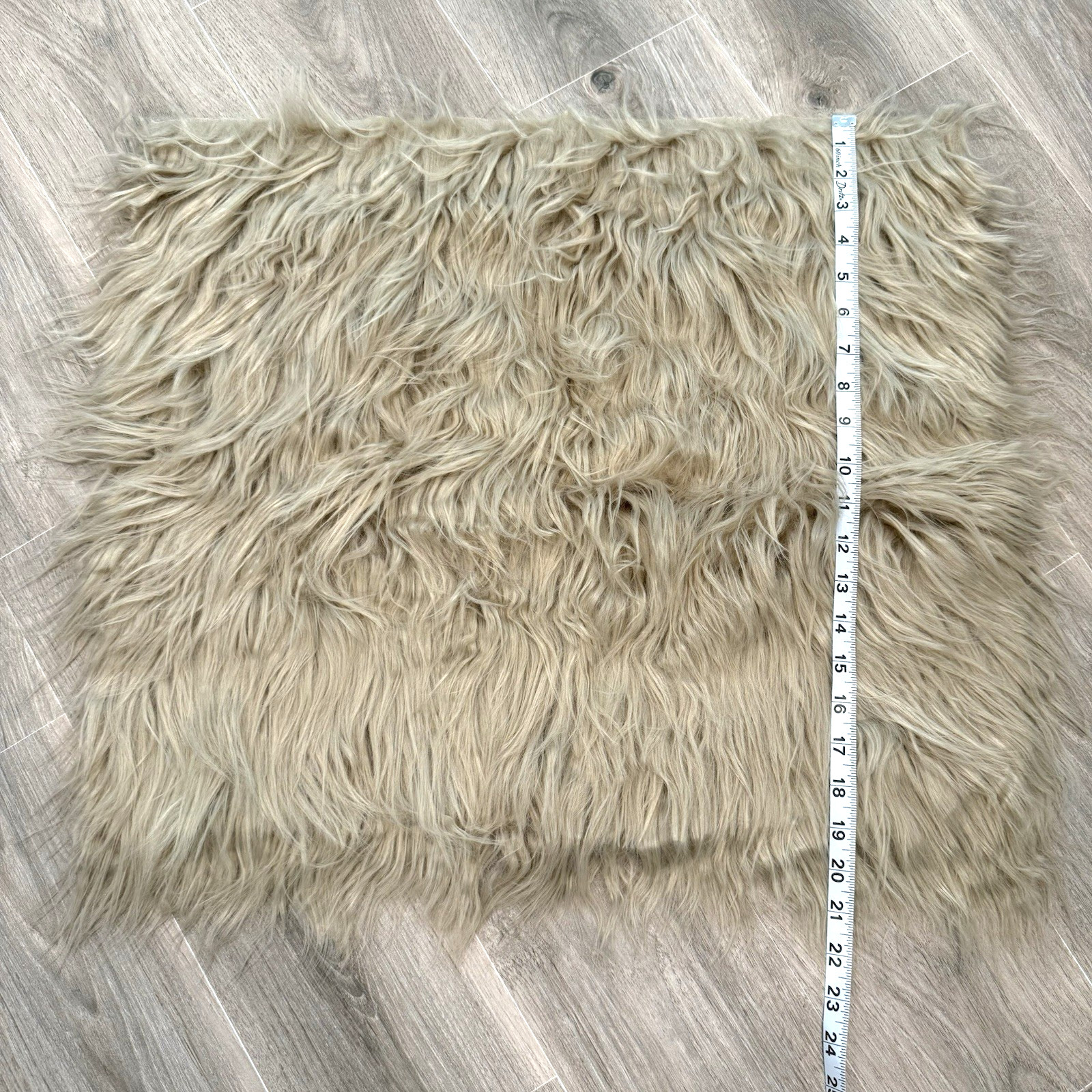 Newborn Photography Faux Fur Posing Mat - Khaki
