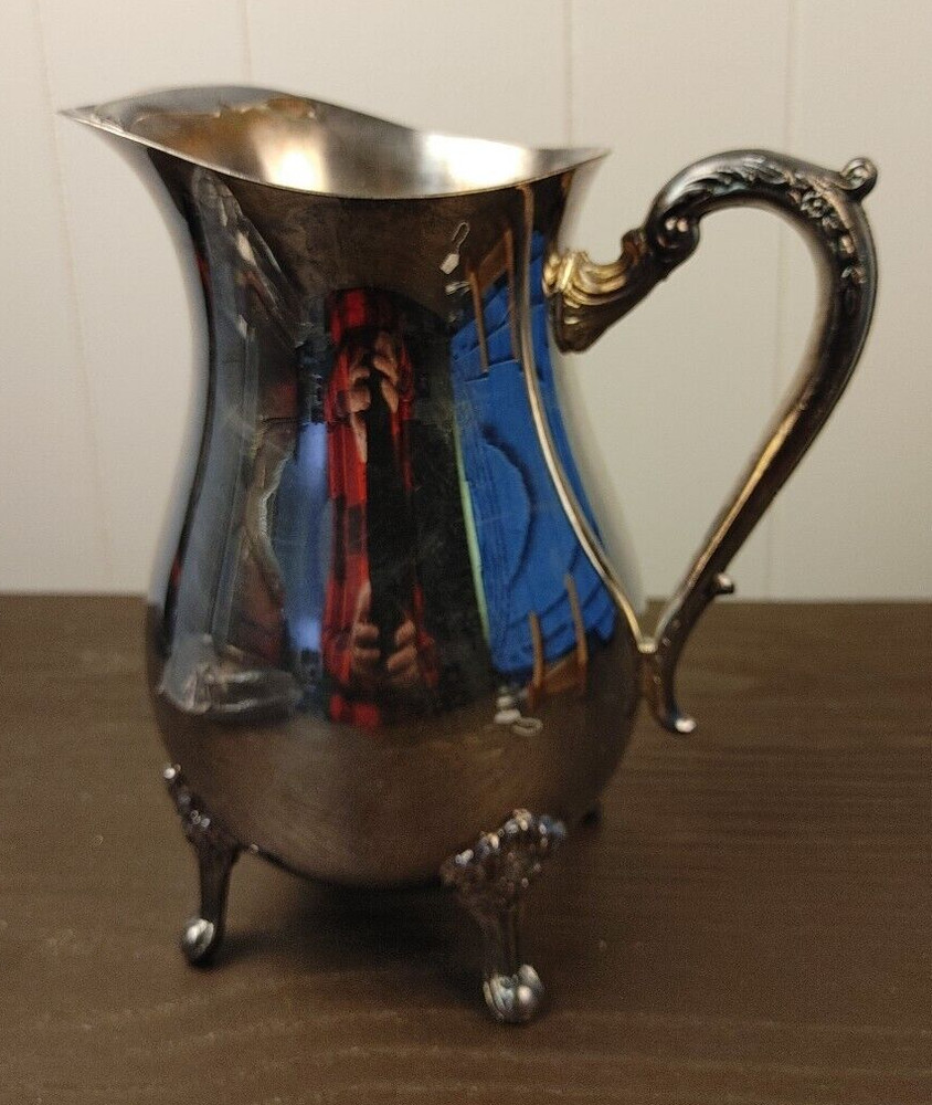 VINTAGE Leonard Silver Plate Footed Water Pitcher with Ice Lip