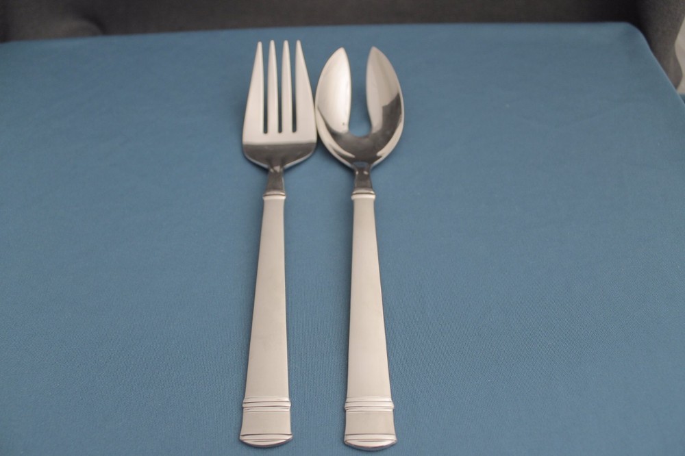 Oneida TIRAMISU Serving (2pc Set) Pierced / Meat Fork 18/10 Stainless 9"