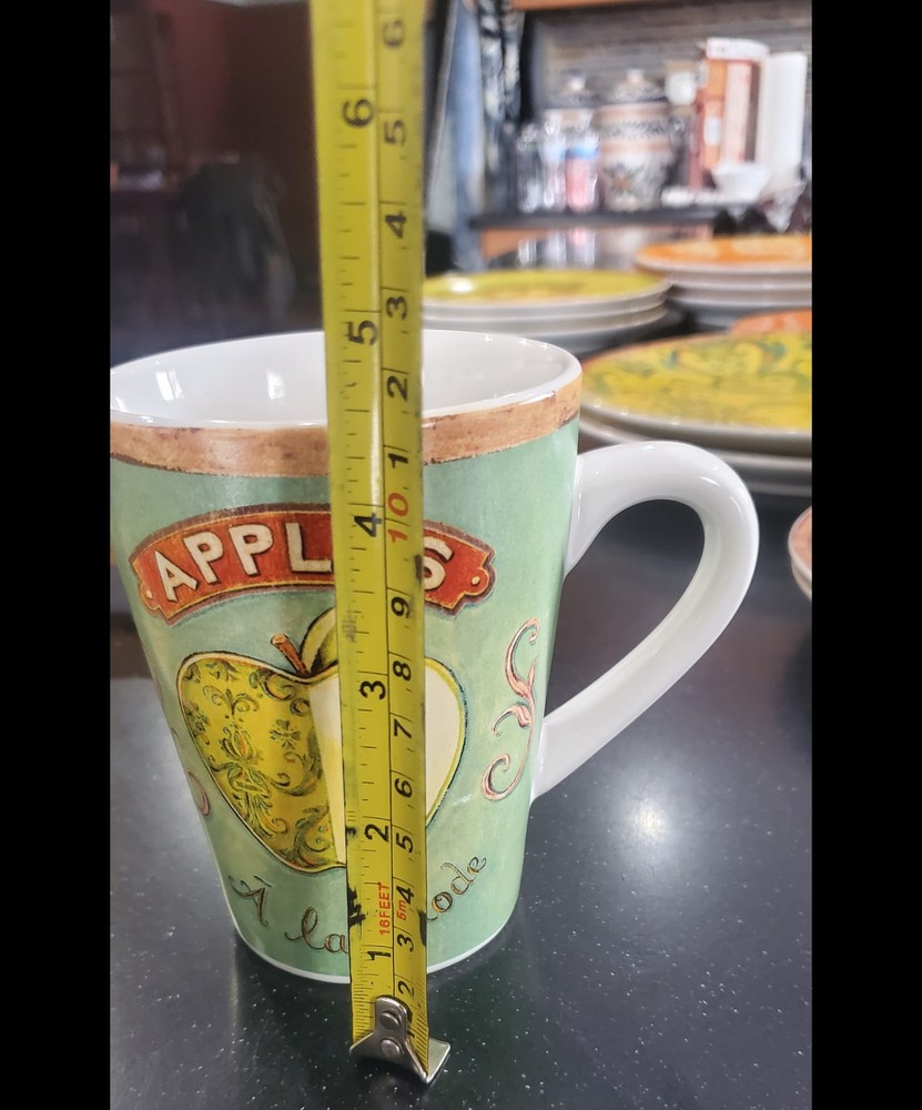 One) Vintage Oneida Ala Mode Collection 4pc Place Setting ~Apples~