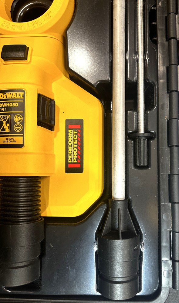 DEWALT DWH050 Large Hammer Dust Extraction - Hole Cleaning