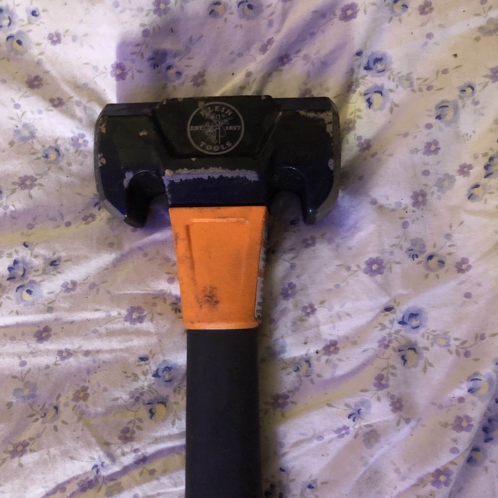 Klein Tools Linesman Milled-face Hammer. 36 Oz