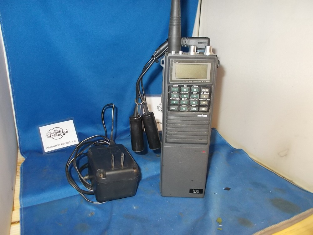 I-COM A-20 COM W/CHARGER