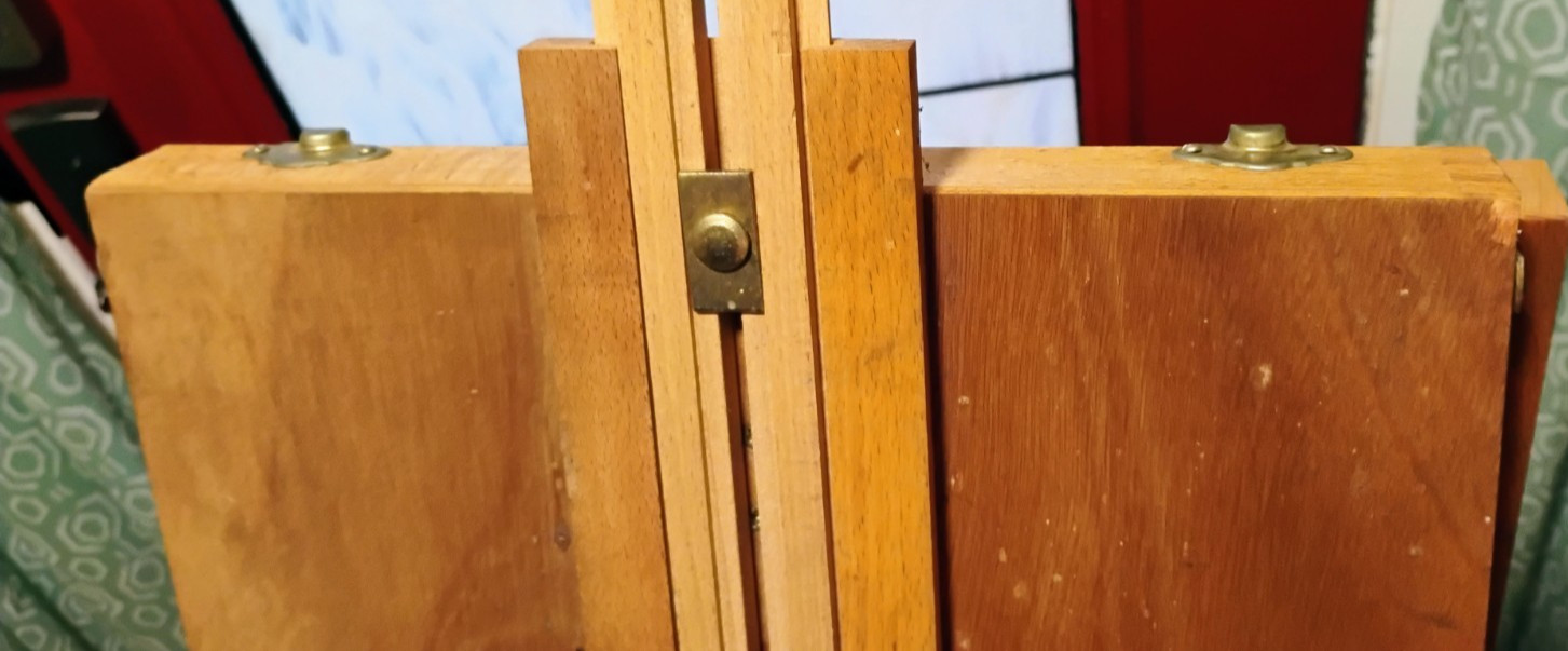 Folding vintage easel Wood dove tails WELL MADE FULL SIZE portable