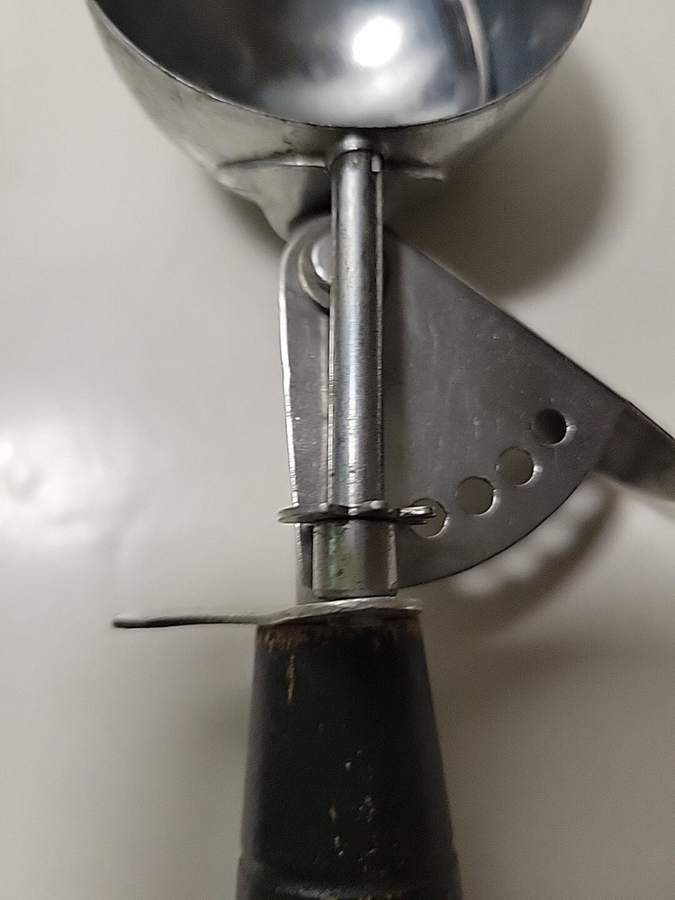 2 Vintage Ice Cream Scoops