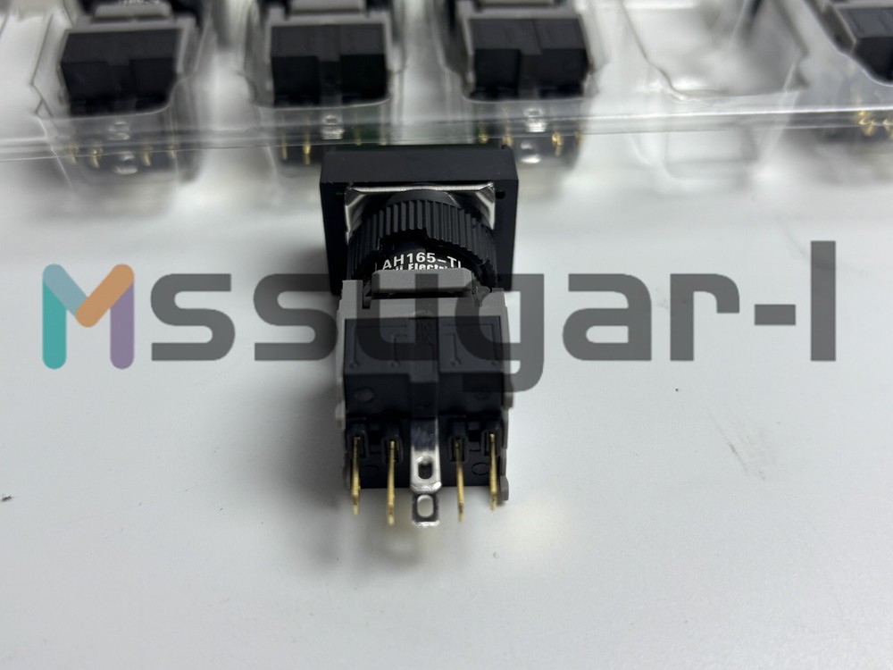 5PCS Green Pushbutton Command Switch 24VDC LED FUJI AH165-TLG11E3