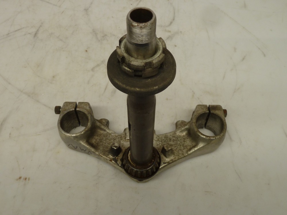Yamaha VMX 1200 Vmax E reg lower yoke.