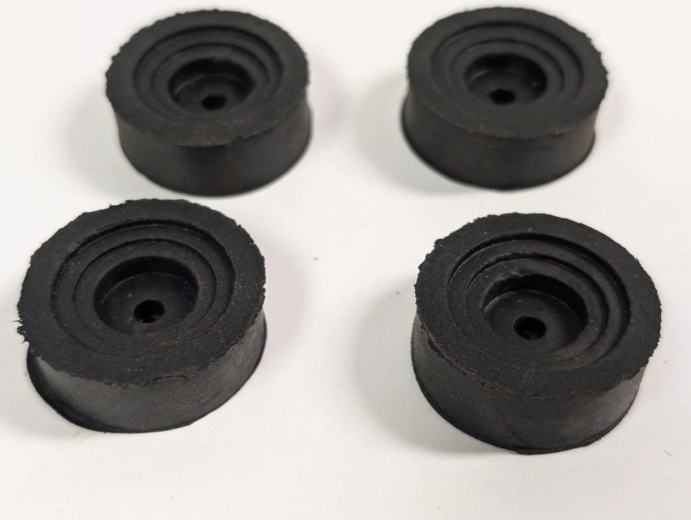 RUBBER FEET THERMOPLASTIC ELASTOMER BLACK (4 PACK)