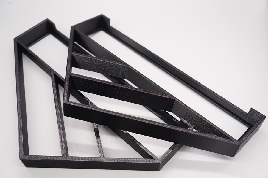 Custom Angled Desk Display Stand for Akai MPC Live 2 Studio Controller (Live II)