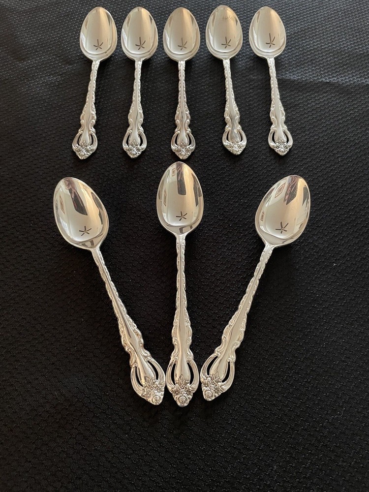 8 International Deep Silver COUNTESS Silver Plated Teaspoons 6”