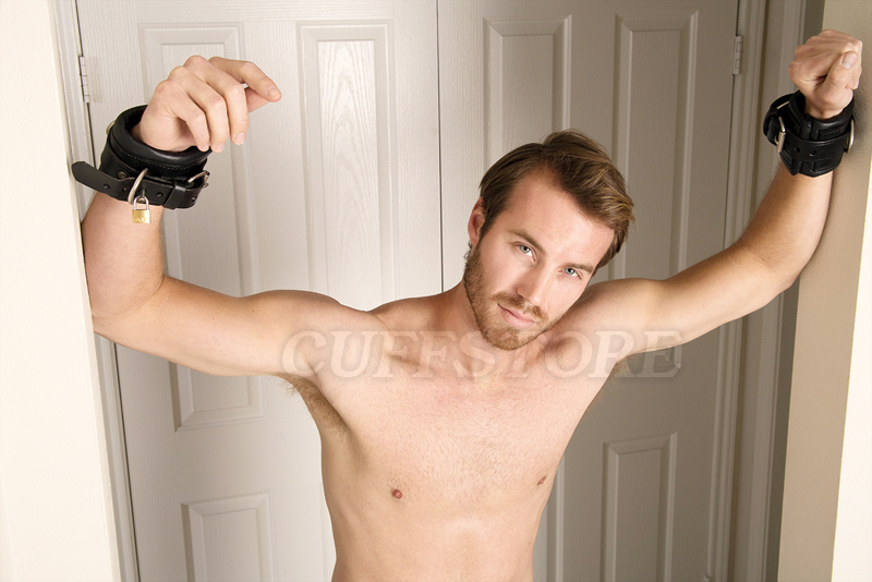 Adjustable Black Leather Handcuffs Bondage Restraint