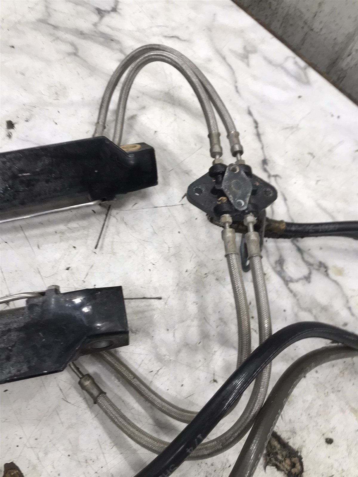 Mercury marine MerCruiser Alpha Bravo trim tilt lift hydraulic cylinders NO SALT