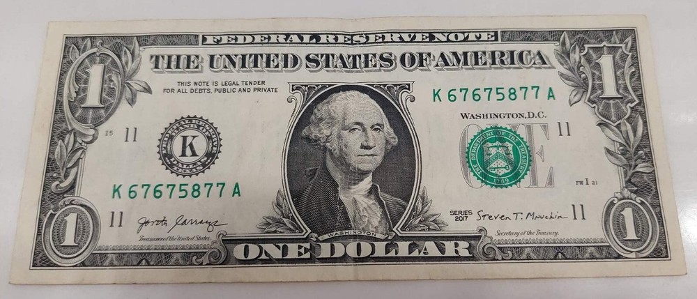 $1 Bill Misaligned One Digit Serial Number *7* STUCK DIGIT Minor ERROR Misprint