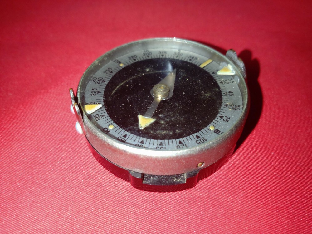 Vintage Soviet USSR Adrianov's compass