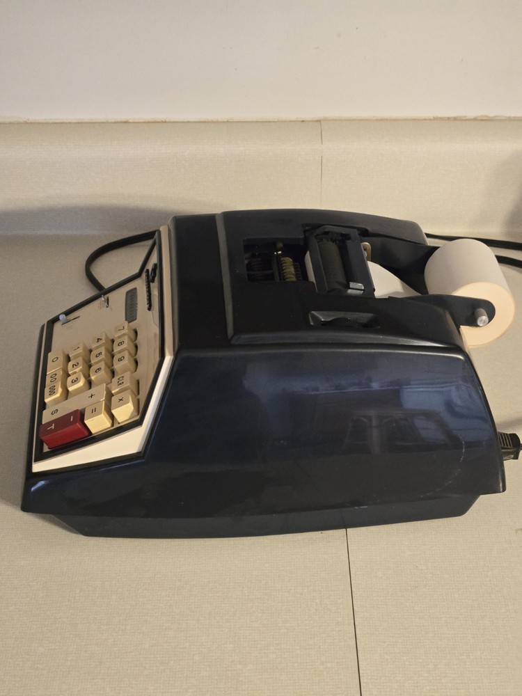 Vintage Commodore 402 Mechanical Adding Machine EXCELLENT!