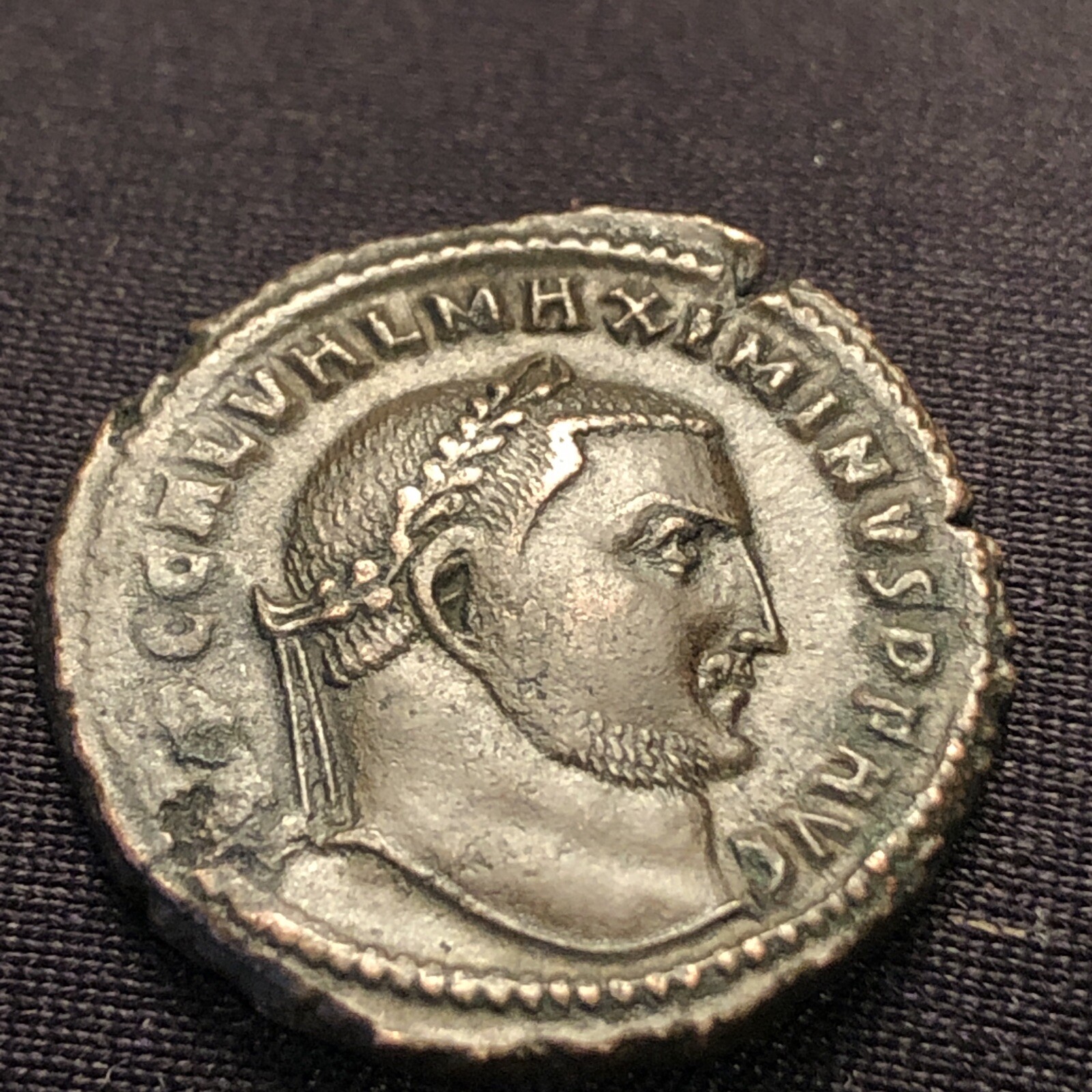 ancient rome Maximinus II Ad 310-313 Ae Follis rev genius high grade nice