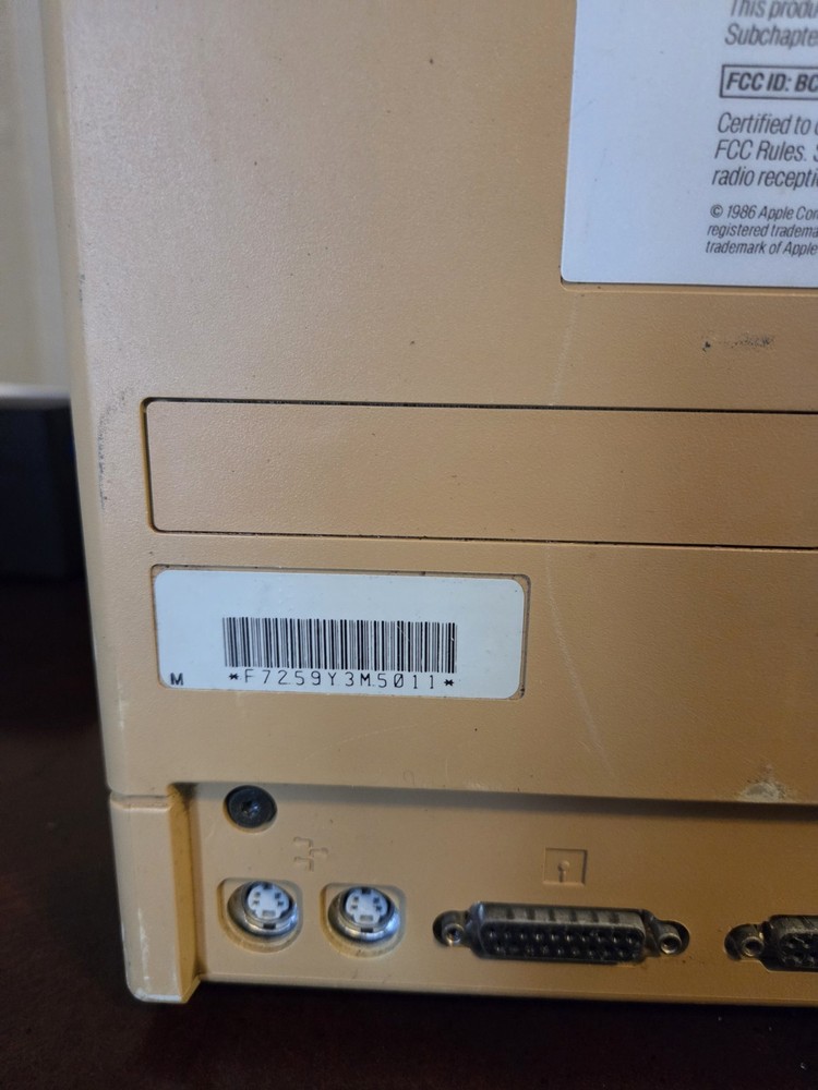 Apple Macintosh SE Vintage Home Computer Model M5011 Untested