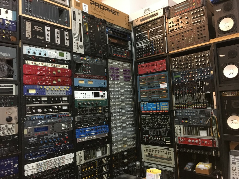Warm Audio 2 Ch VCA BUS Compressor rack in box ARMENS