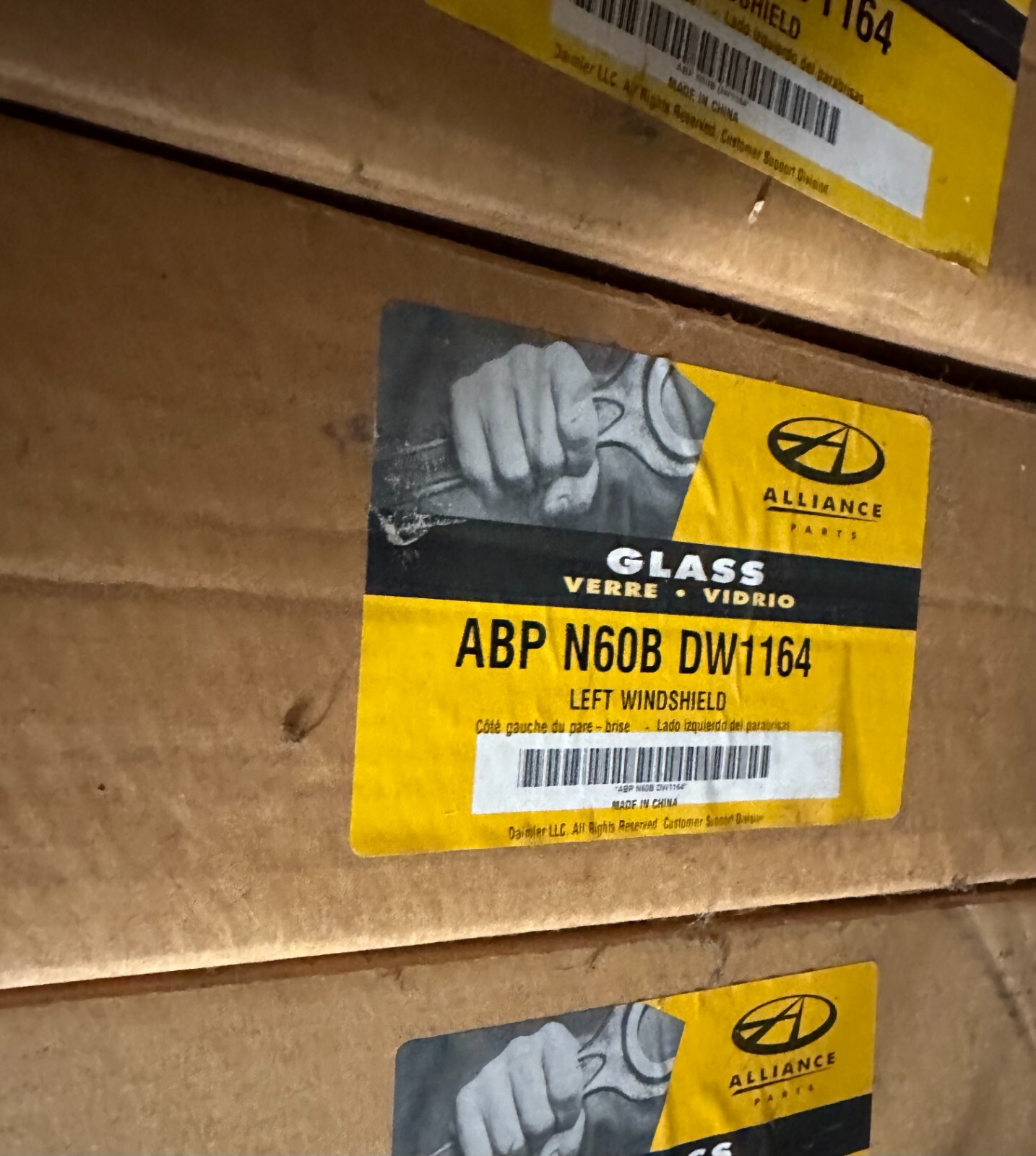 Alliance Left-Side Windshield -- N60B-DW1164