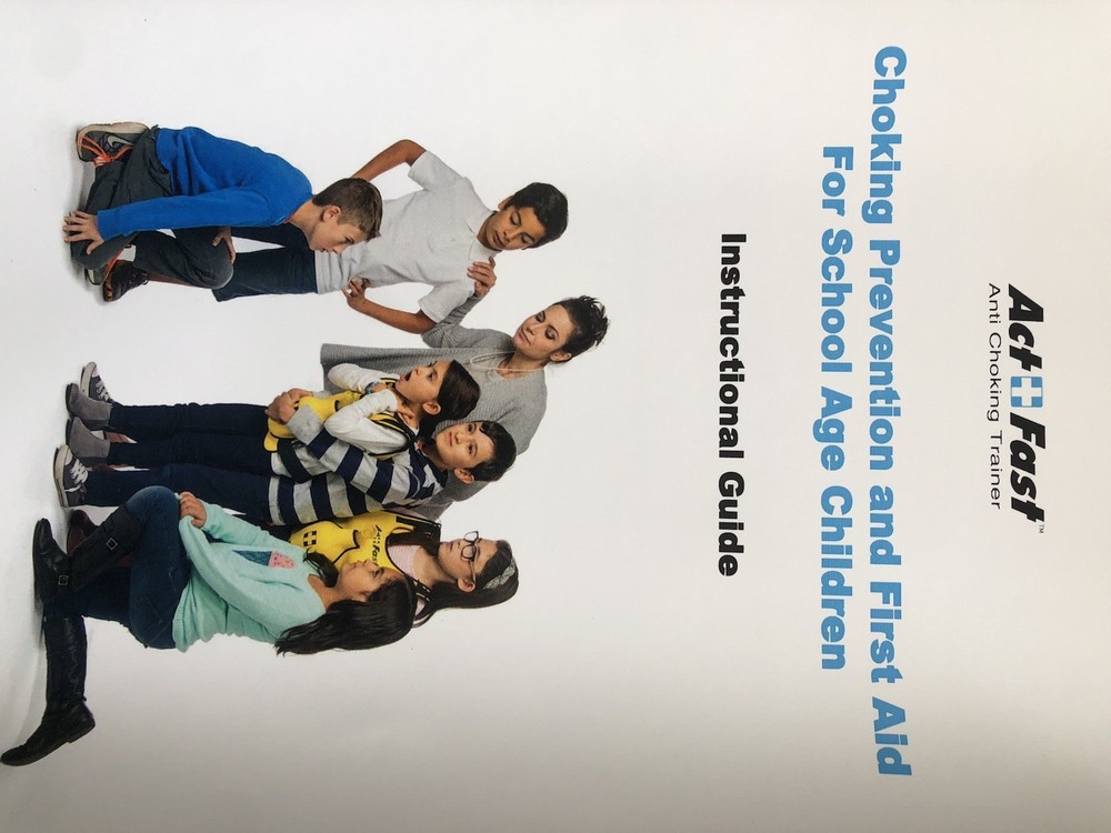 Anti choking elementary school trainer