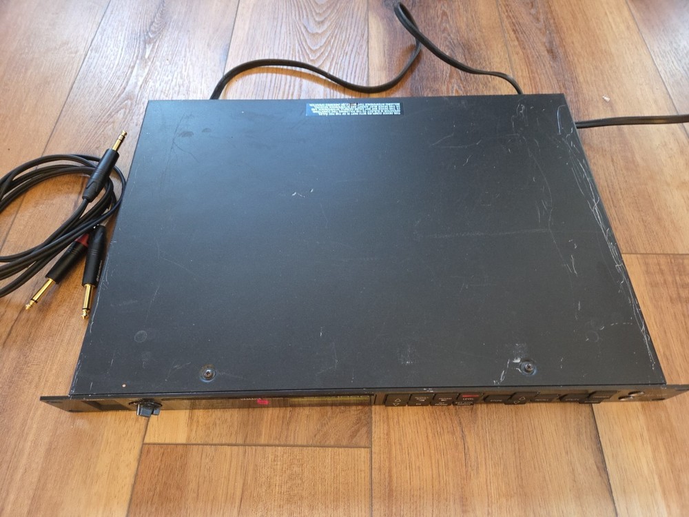 Yamaha SPX1000 Multi-Effect digital processor