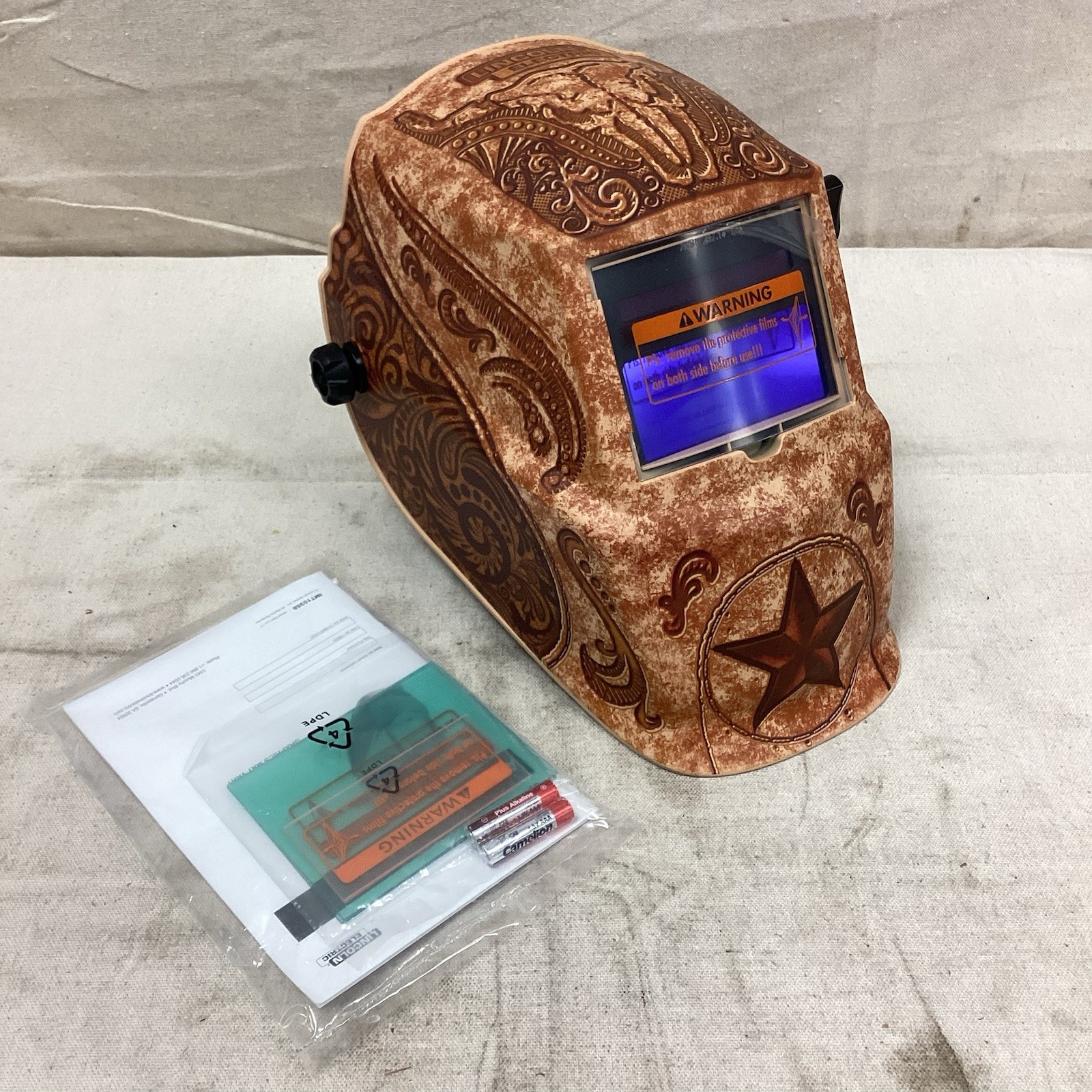 LINCOLN ELECTRIC K4134-1 Welding Helmet Auto-Darkening Lone Star