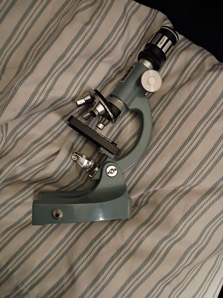vintage penncrest Microscope