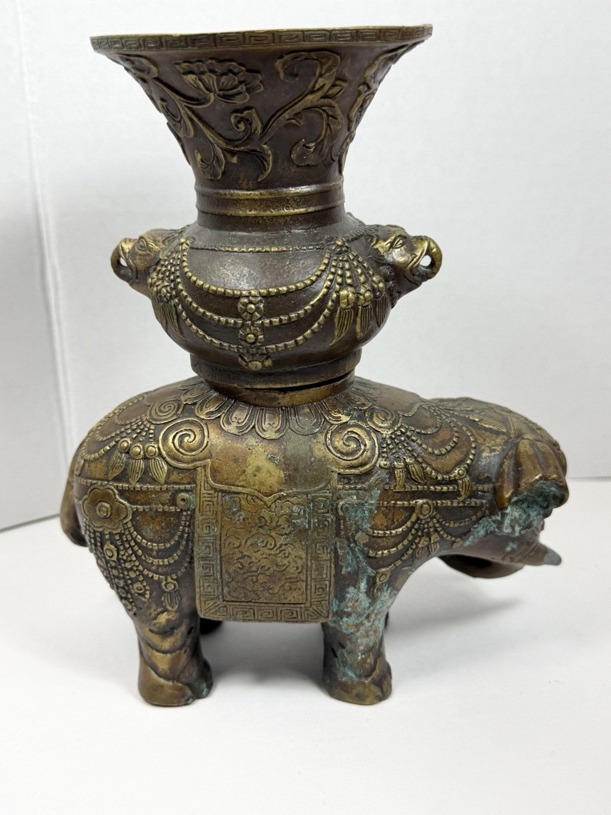 Vintage Chinese Bronze Elephant Censer Incense Burner Vase 7.5” Tall Heavy