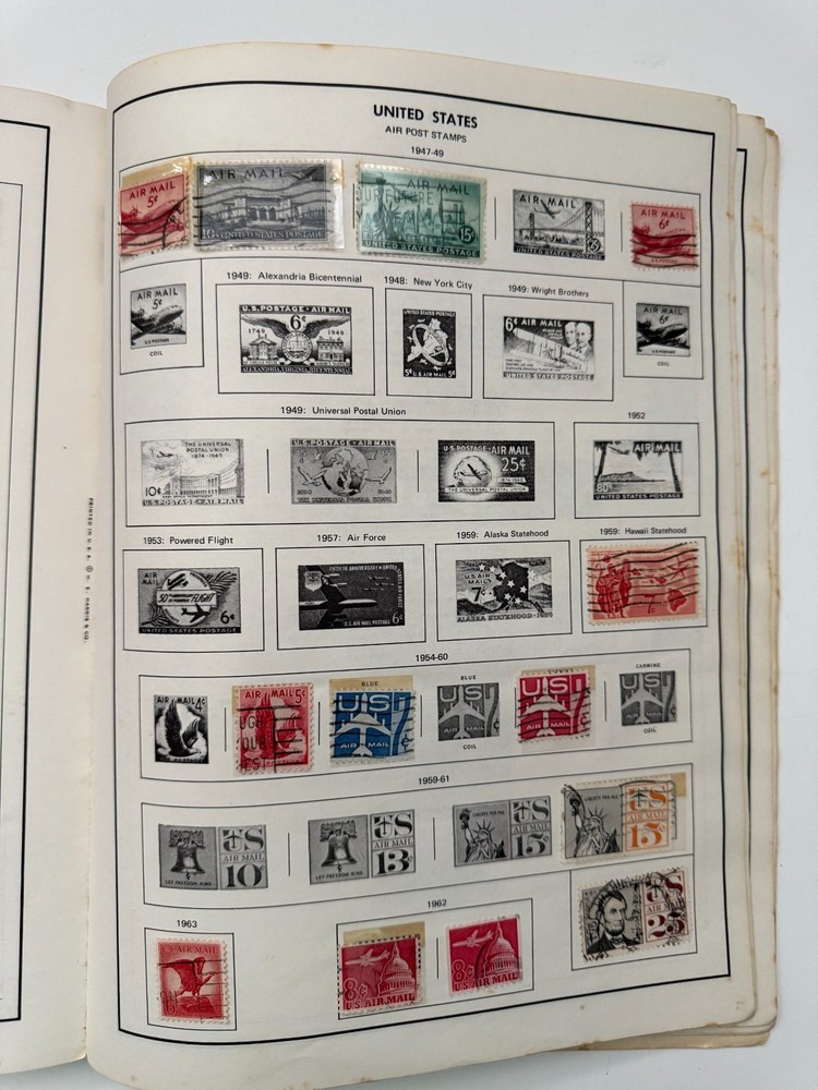 1972 H.E. HARRIS FREEDOM STAMP ALBUM UNITED STATES