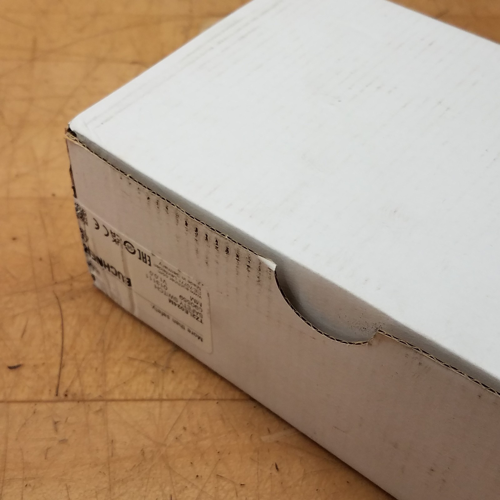 Euchner TZ2LE024M Safety Switch, 24VAC/DC - NEW