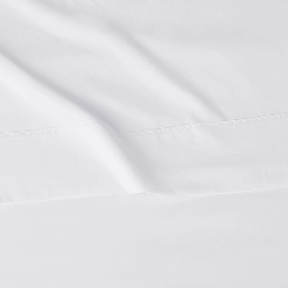 Basics 4 Piece Deluxe Microfiber Bed Sheets, Queen Size, Bright White, Solid