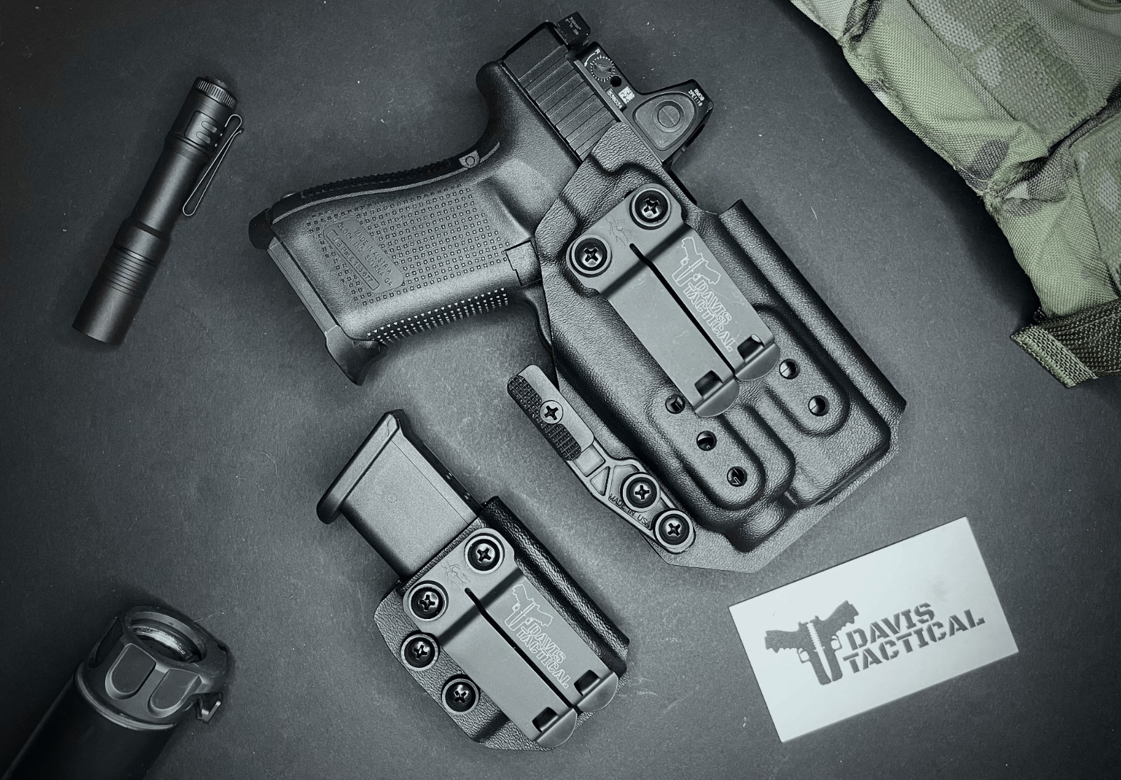 Davis Tactical IWB Light Bearing Kydex Holster For Glock 19 19X/23/32/45 TLR-7