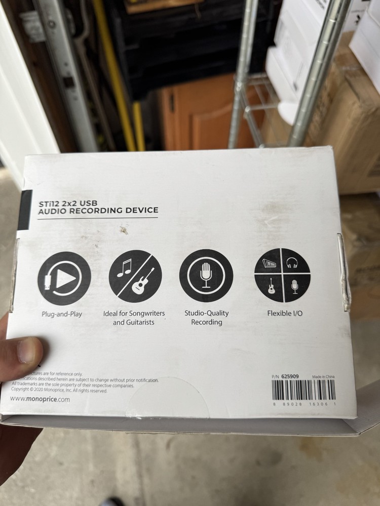 Stage Right by Monoprice STi12 2x2 USB Audio Interface